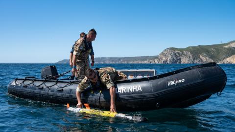 An Italian explosive ordnance disposal team operates an unmanned underwater vehicle in NATO Exercise Dynamic Messenger in Portugal on September 29, 2022. (NATO via Flickr)