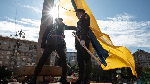  Kyiv residents attend the ceremony of the raising of the National Flag of Ukraine near Kyiv City Administration in Kyiv, Ukraine on August 23, 2024. Serhiy Popko, the head of the Kyiv City Military Administration, also part in the ceremony. Ukraine gained its independence from Soviet Union on August 24, 1991 and now marks the 33rd anniversary of this historic event. The first ceremonial raising of the yellow-and-blue Ukrainian flag in modern times took place on 24 July 1990. (Photo by Danylo Antoniuk/Anado