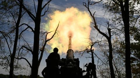 Ukrainian servicemen fire a 2S7 Pion self-propelled cannon towards Russian positions in the Donetsk region on September 27, 2024. (Genya Savilov/AFP via Getty Images)