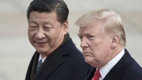 China's President Xi Jinping (L) and US President Donald Trump attend a welcome ceremony at the Great Hall of the People in Beijing on November 9, 2017. / AFP PHOTO / FRED DUFOUR (Photo credit should read FRED DUFOUR/AFP via Getty Images)